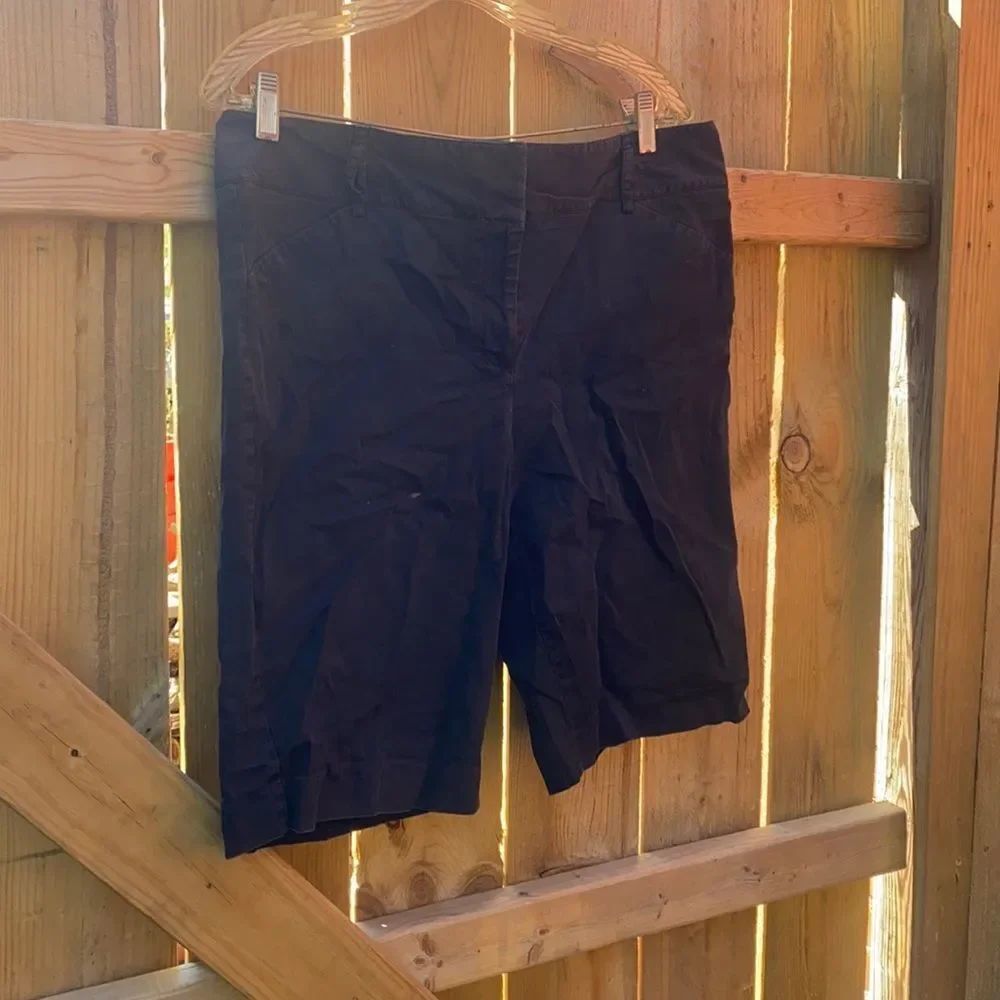 Dana Buchman shorts sz. 14
